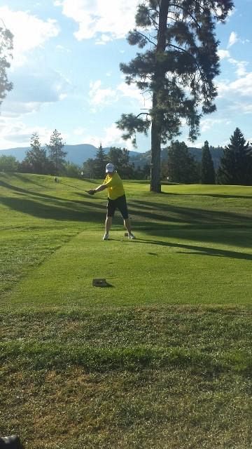 Playoff Drive on the 16th by Finlay